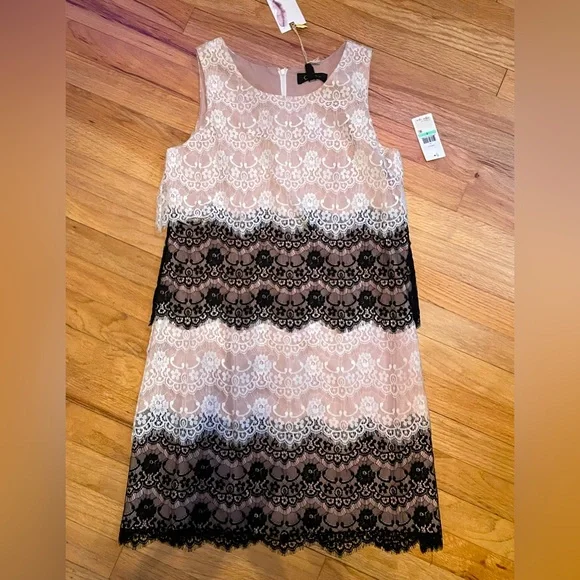 long lace summer dress PEACH LACE APPLIQÚE MAXI DRESS | CULT MIA main image 1